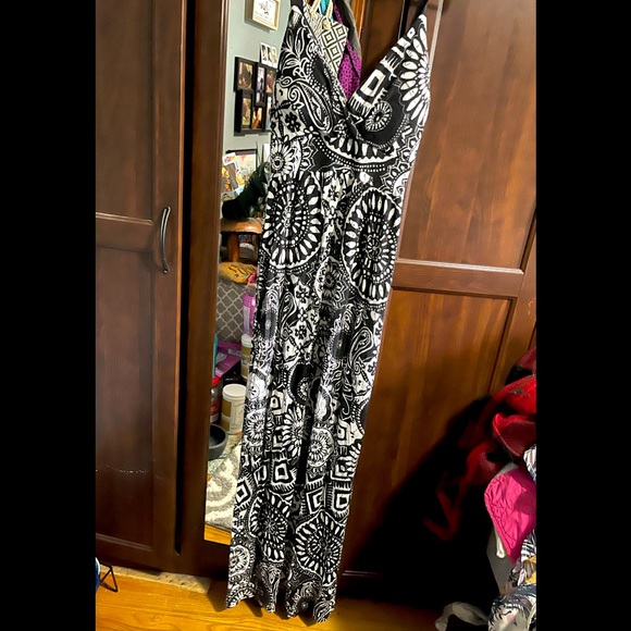 Maxi - Picture 1 of 2